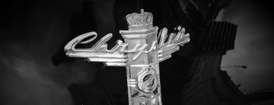 Manu Avila. Insignia Chrysler