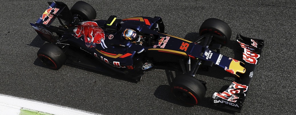Toro Rosso STR11, Sáinz conduce en los entrenamientos del Gran Premio de Italia 2016. Photo: Mark Thompson / Getty Images. Red Bull