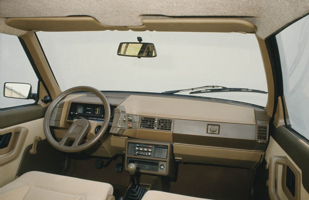 Interior del 14 RE, 1982, Foto: Citroën Communication / Georges Guyot